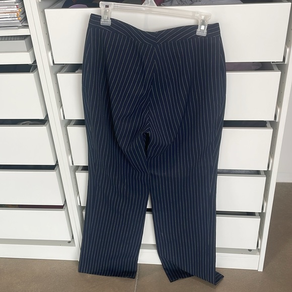 Blue striped pants with buttons detail - Picture 3 of 3
